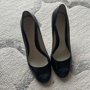 Bandolino- black peep toe heels size 6